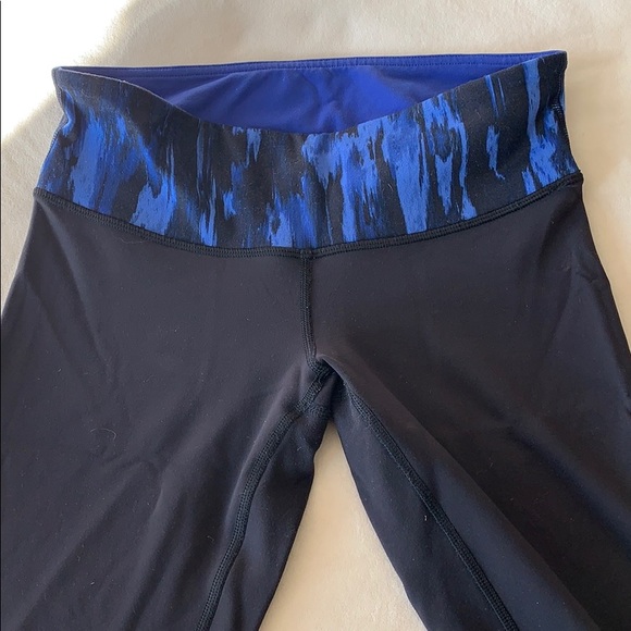 Lululemon cropped leggings - Picture 2 of 4